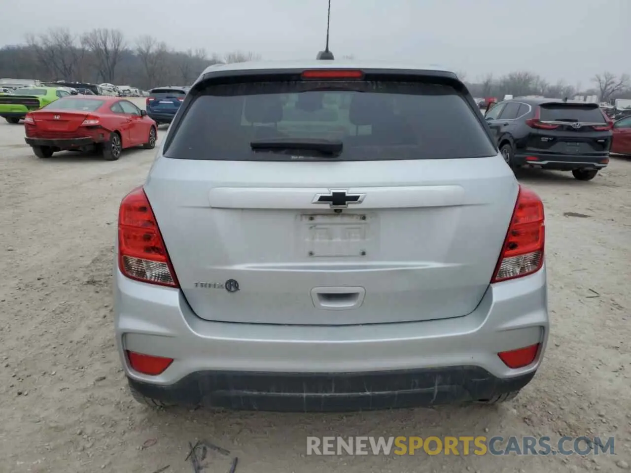 6 Photograph of a damaged car 3GNCJKSB0LL334161 CHEVROLET TRAX 2020