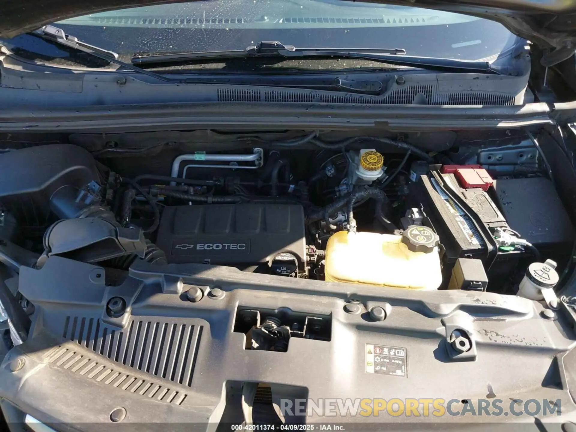10 Photograph of a damaged car 3GNCJKSB1LL240323 CHEVROLET TRAX 2020