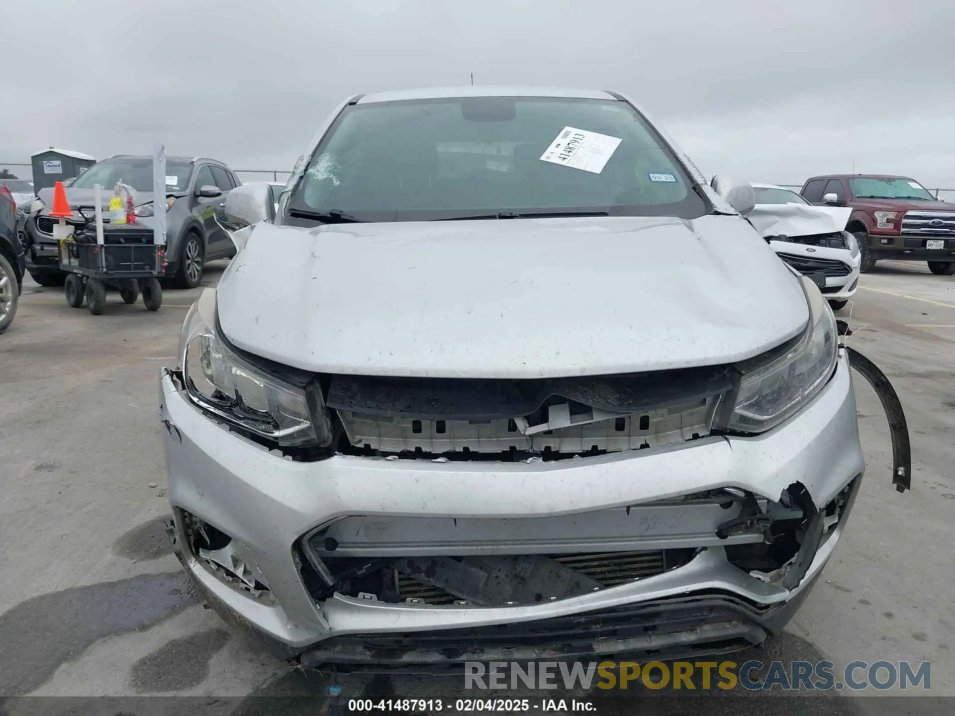 6 Photograph of a damaged car 3GNCJKSB2LL205578 CHEVROLET TRAX 2020