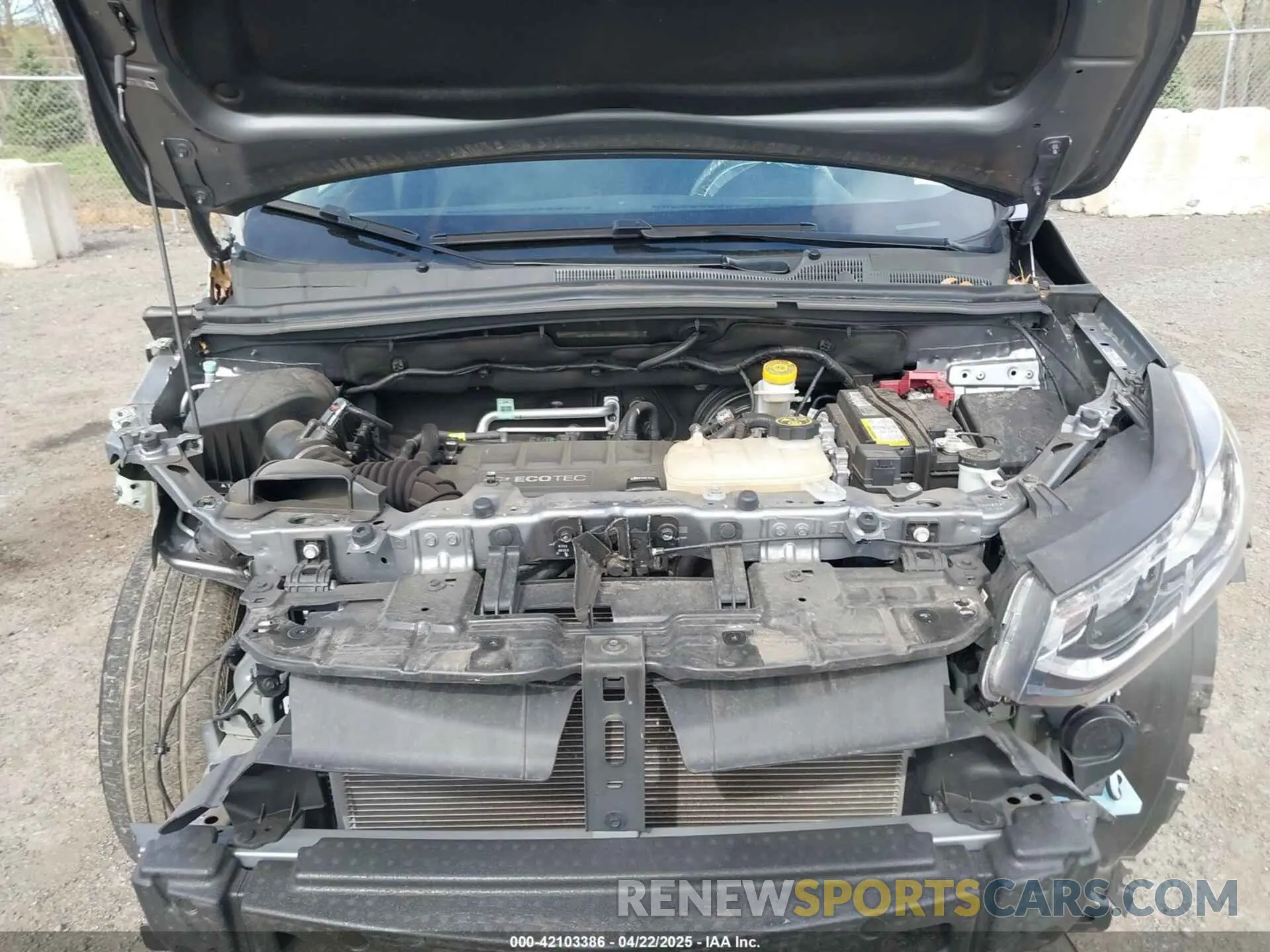 10 Photograph of a damaged car 3GNCJKSB2LL326823 CHEVROLET TRAX 2020