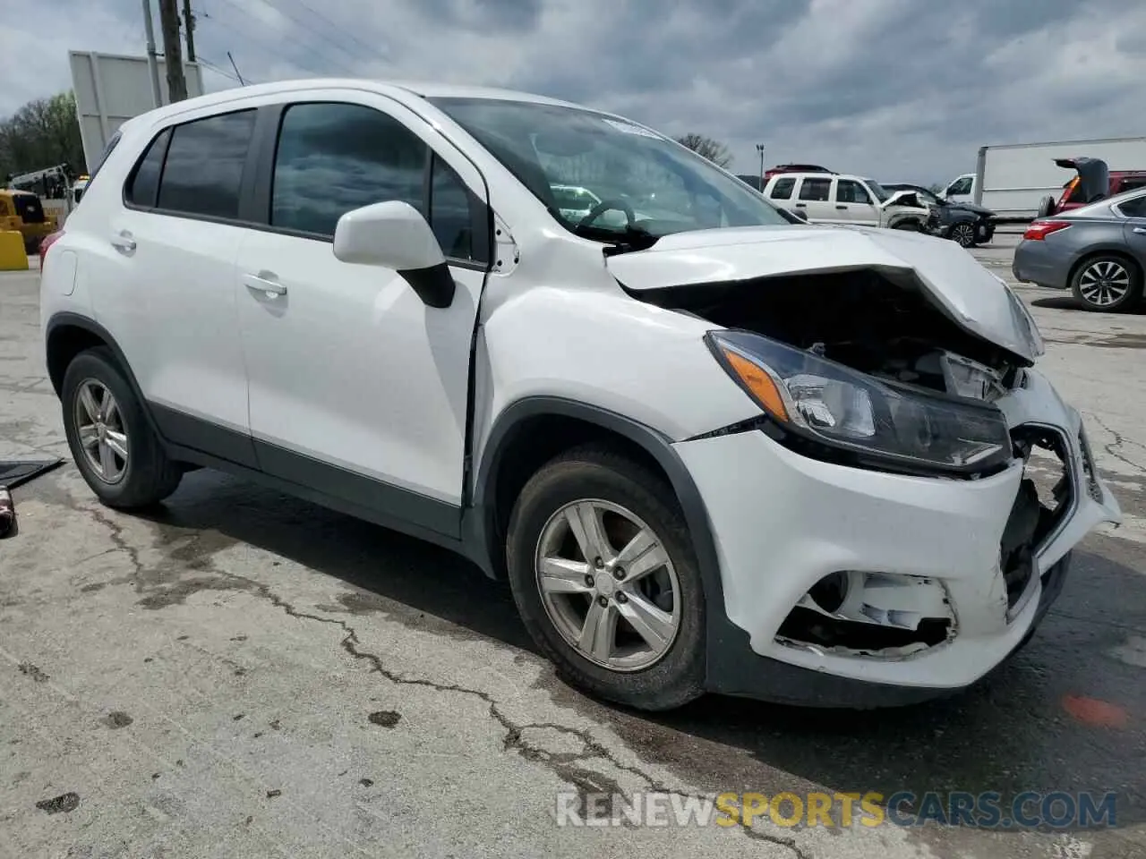 4 Photograph of a damaged car 3GNCJKSB2LL329799 CHEVROLET TRAX 2020