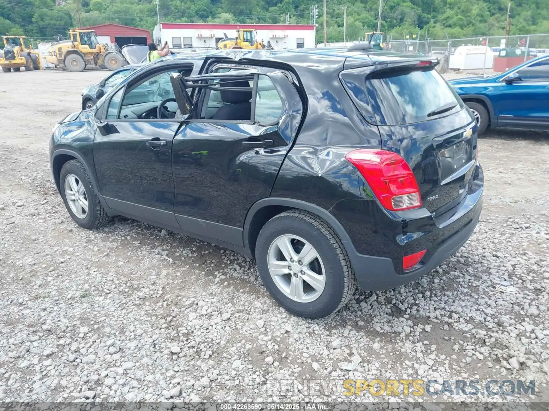 3 Photograph of a damaged car 3GNCJKSB3LL128008 CHEVROLET TRAX 2020