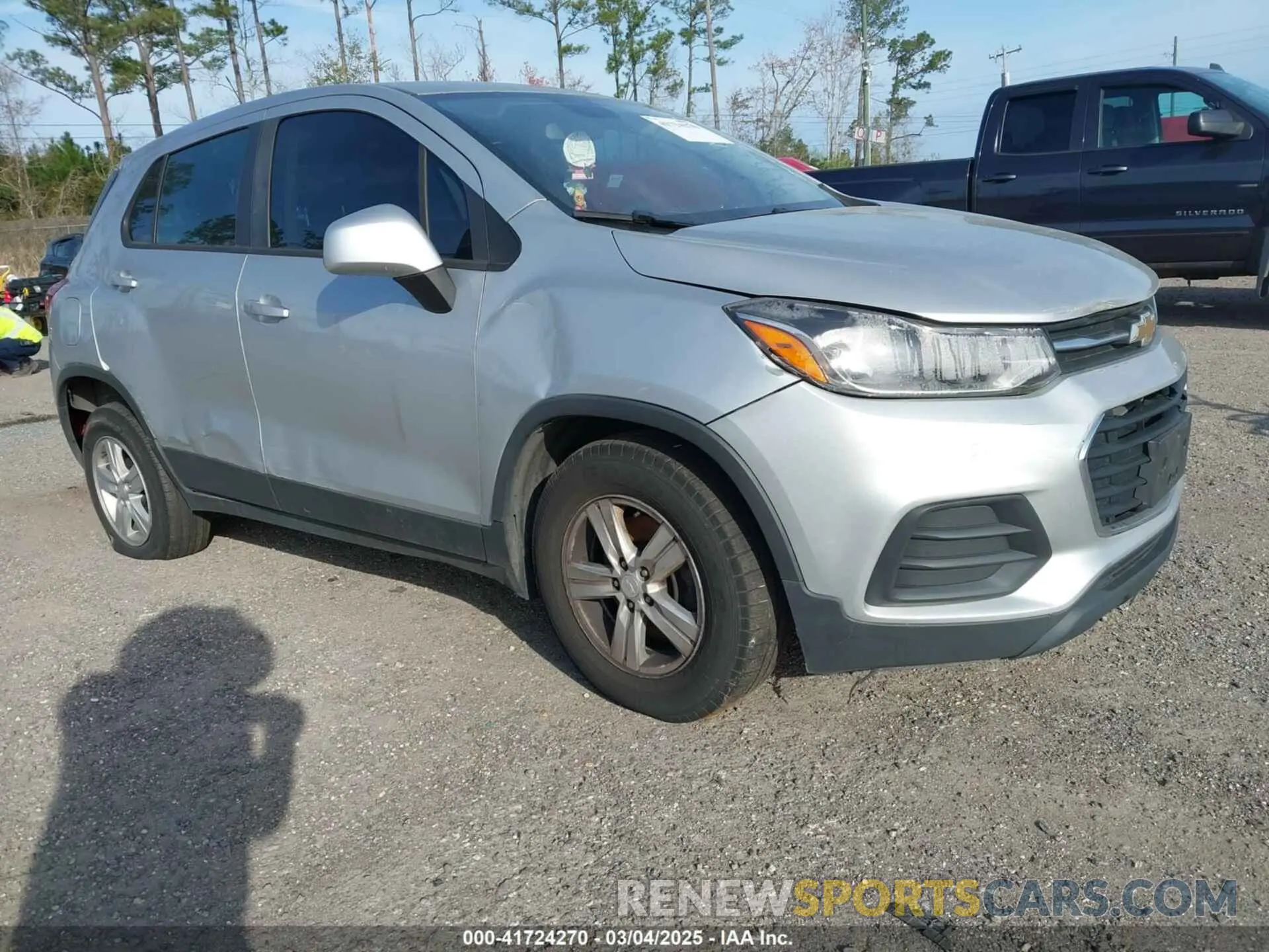 1 Photograph of a damaged car 3GNCJKSB3LL132835 CHEVROLET TRAX 2020