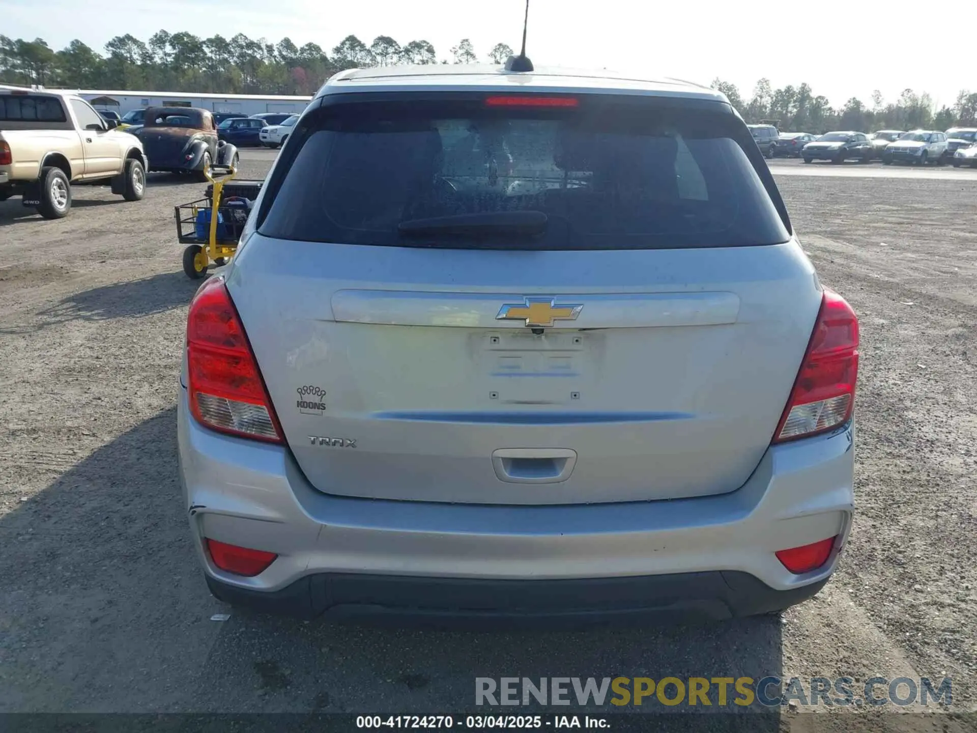 16 Photograph of a damaged car 3GNCJKSB3LL132835 CHEVROLET TRAX 2020