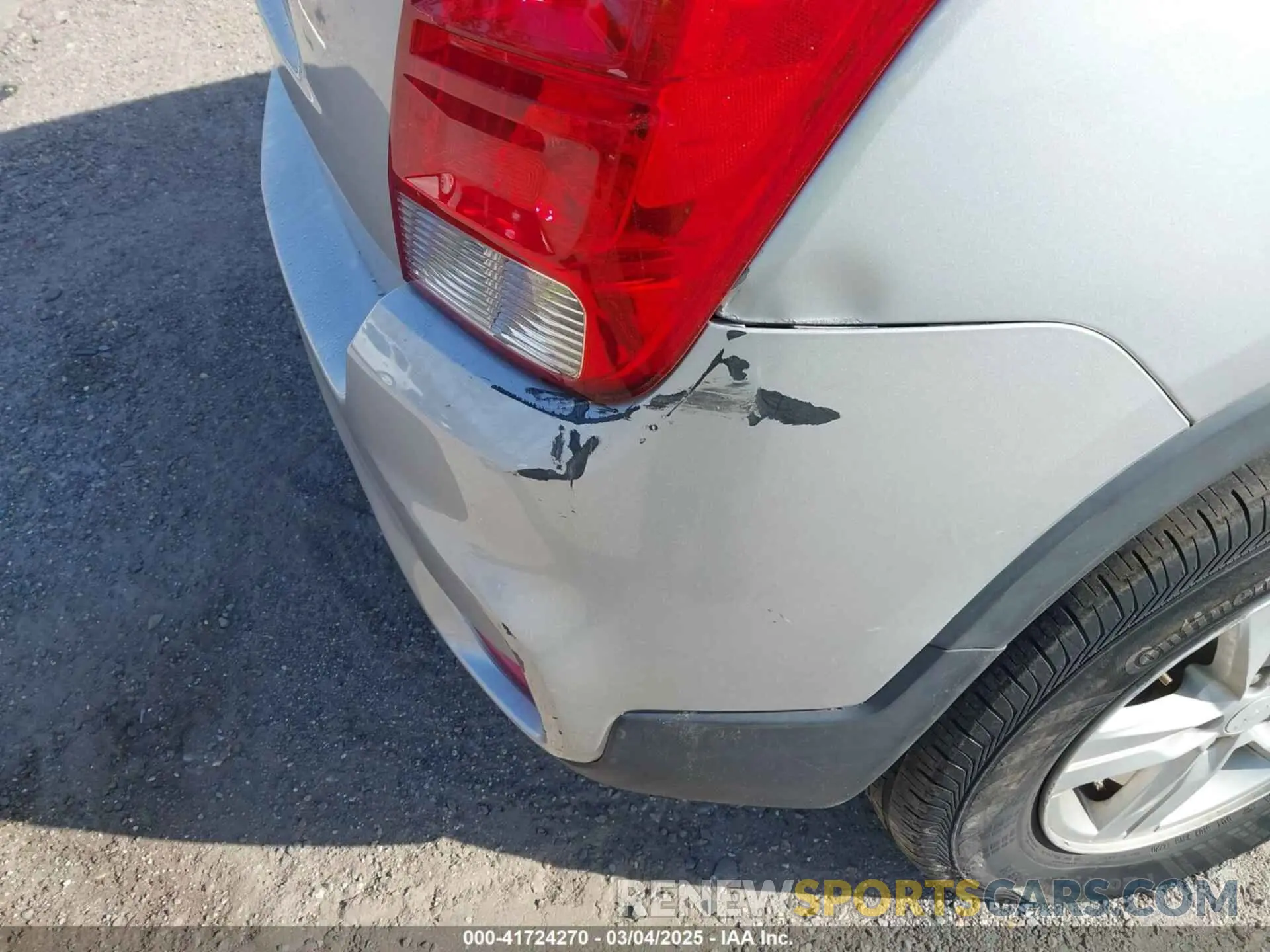 18 Photograph of a damaged car 3GNCJKSB3LL132835 CHEVROLET TRAX 2020