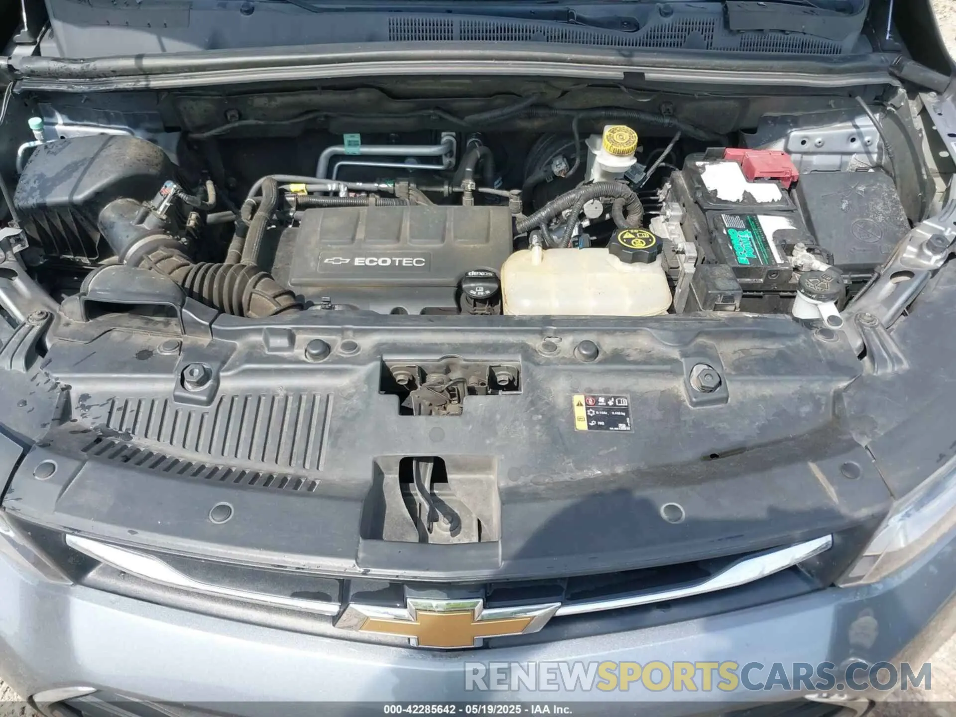 10 Photograph of a damaged car 3GNCJKSB3LL145570 CHEVROLET TRAX 2020