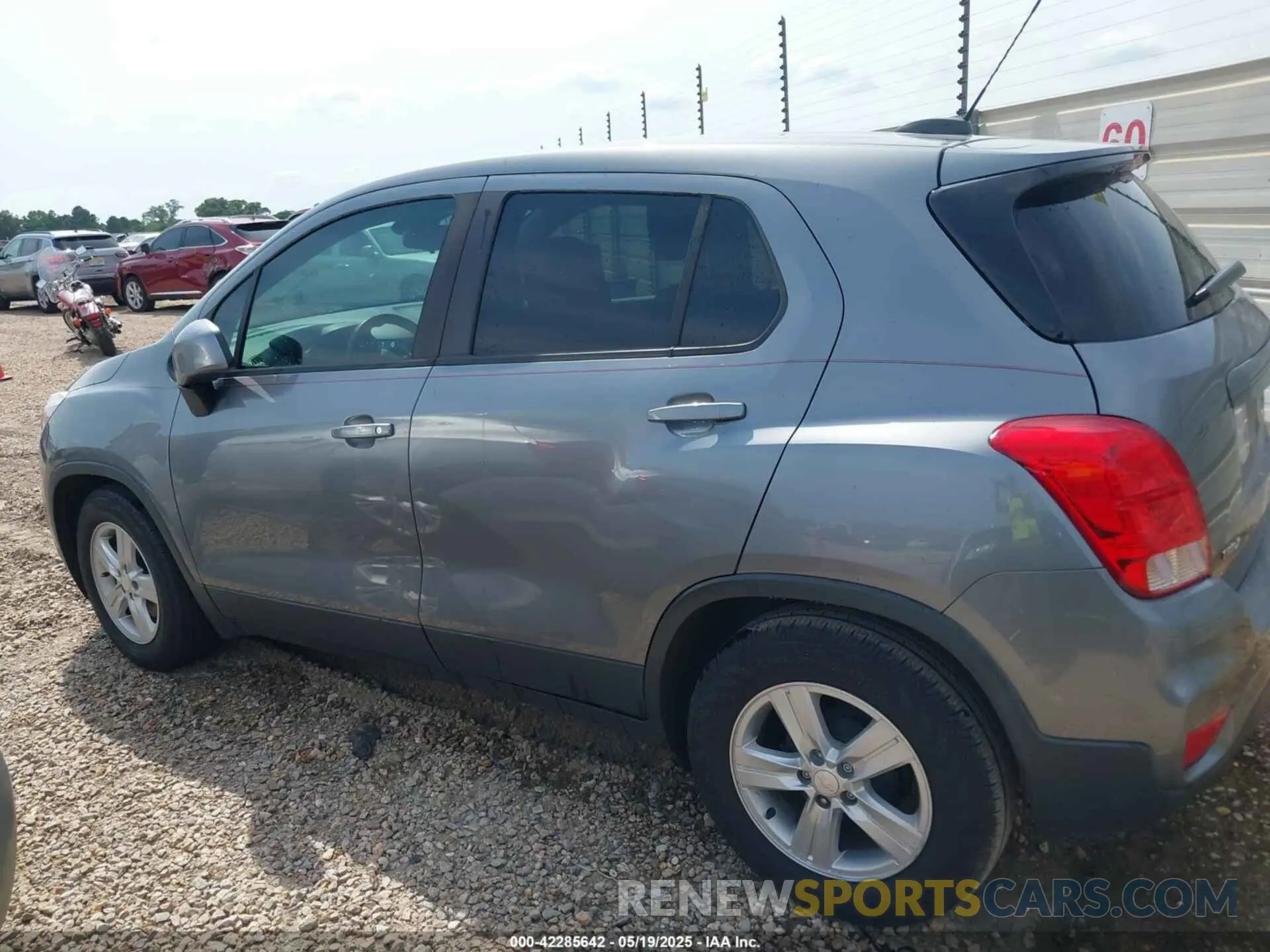 14 Photograph of a damaged car 3GNCJKSB3LL145570 CHEVROLET TRAX 2020