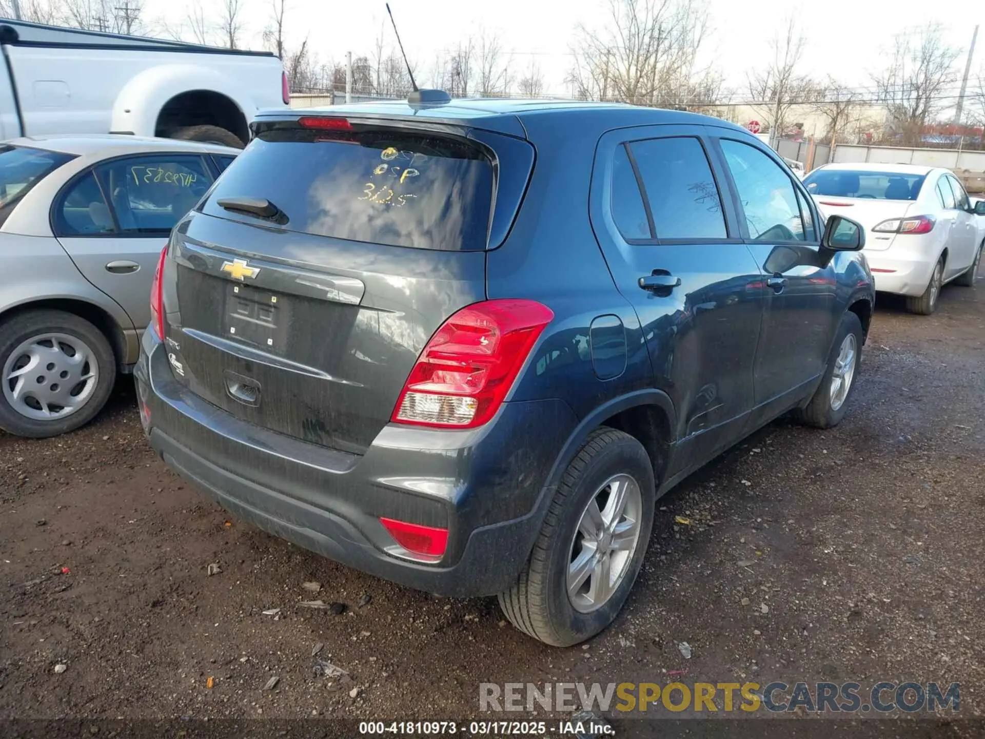 4 Photograph of a damaged car 3GNCJKSB3LL150204 CHEVROLET TRAX 2020