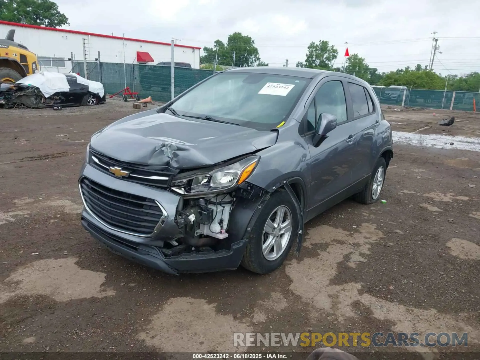 2 Photograph of a damaged car 3GNCJKSB3LL154785 CHEVROLET TRAX 2020