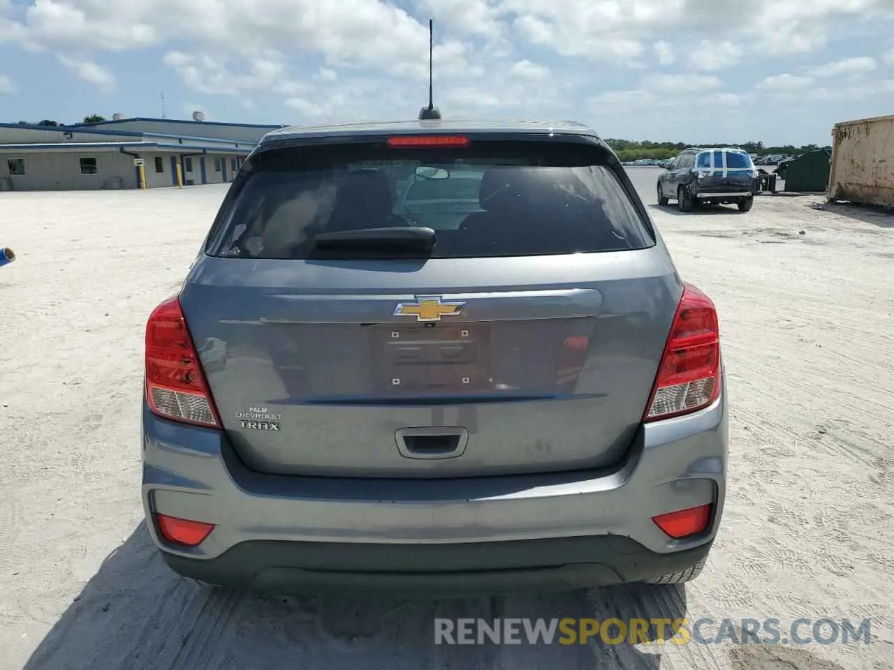 6 Photograph of a damaged car 3GNCJKSB3LL194784 CHEVROLET TRAX 2020