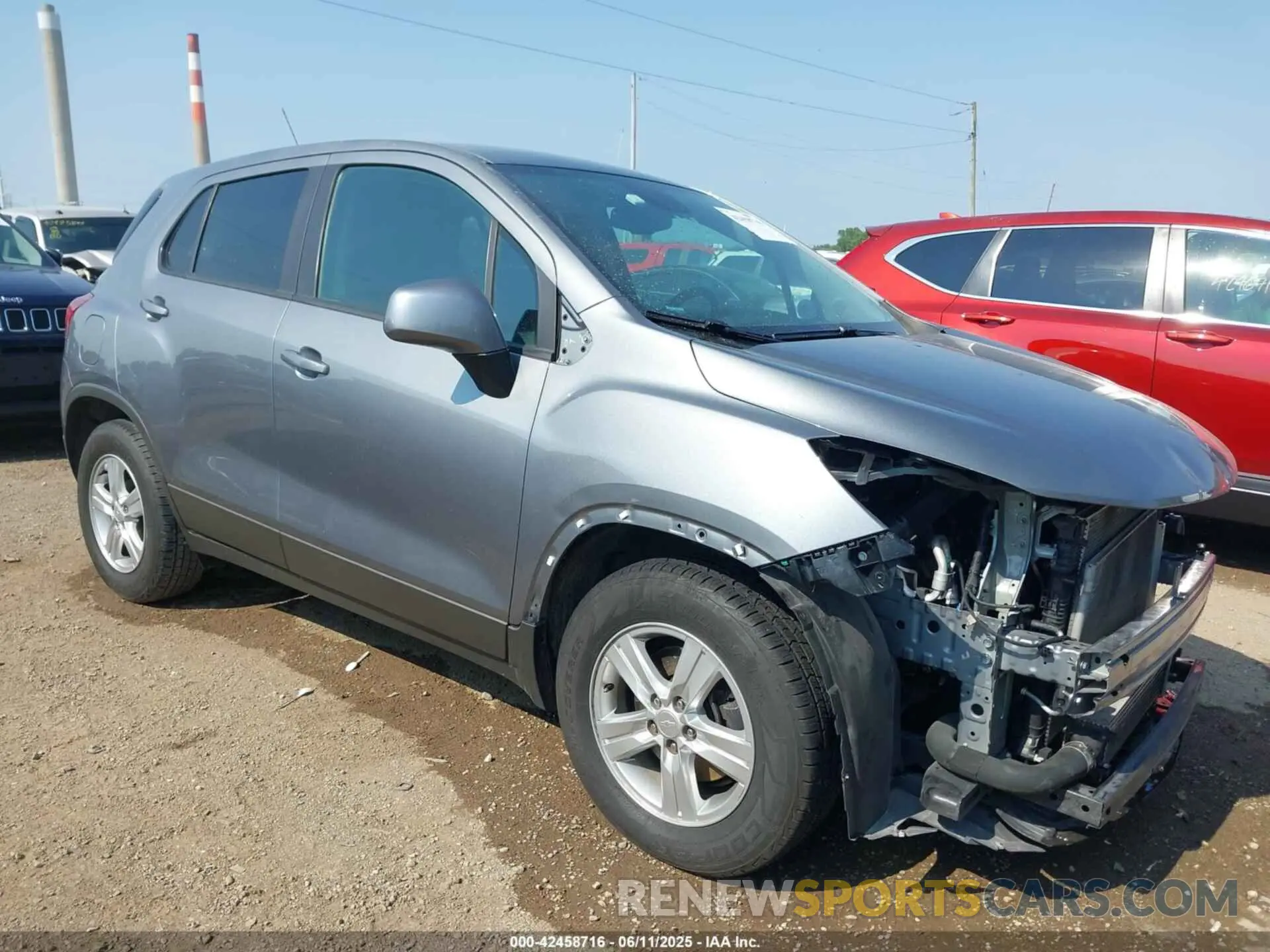 1 Photograph of a damaged car 3GNCJKSB3LL207999 CHEVROLET TRAX 2020