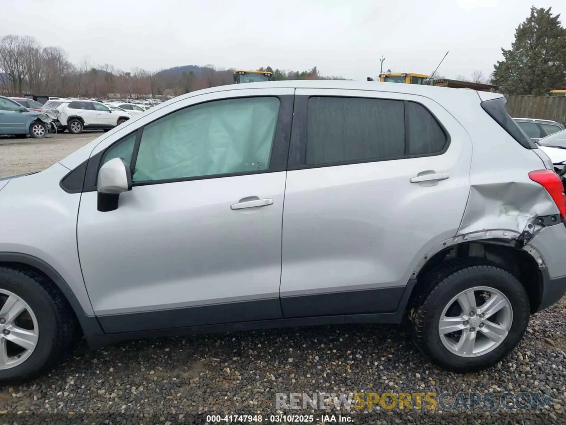 14 Photograph of a damaged car 3GNCJKSB3LL210157 CHEVROLET TRAX 2020