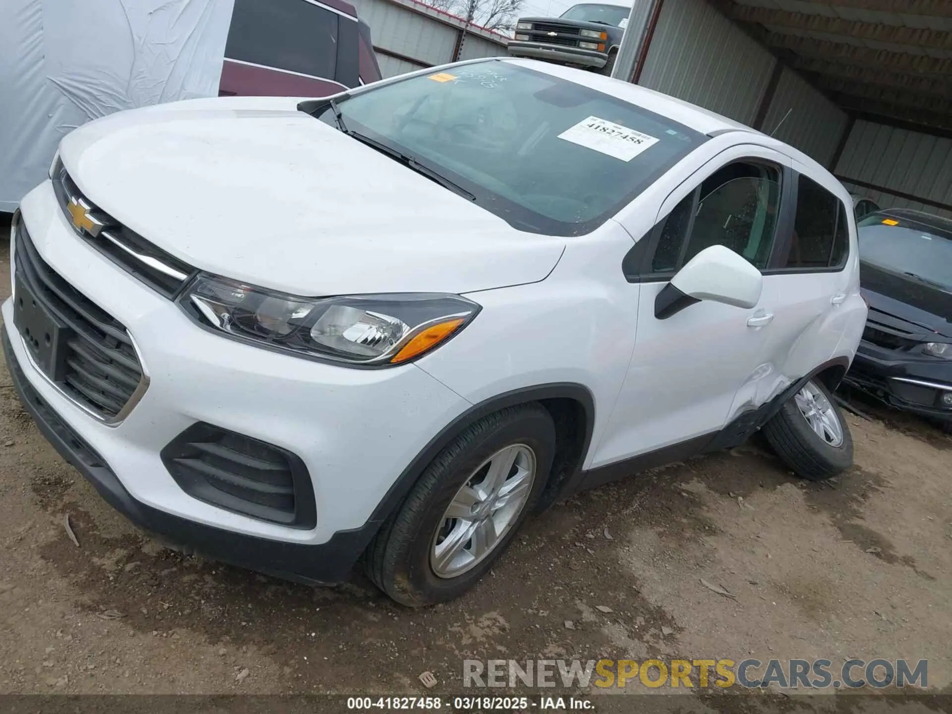 2 Photograph of a damaged car 3GNCJKSB3LL327950 CHEVROLET TRAX 2020