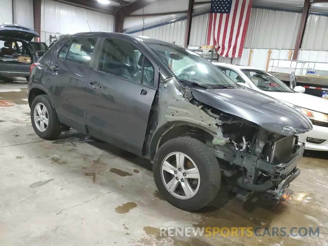 4 Photograph of a damaged car 3GNCJKSB4LL129040 CHEVROLET TRAX 2020