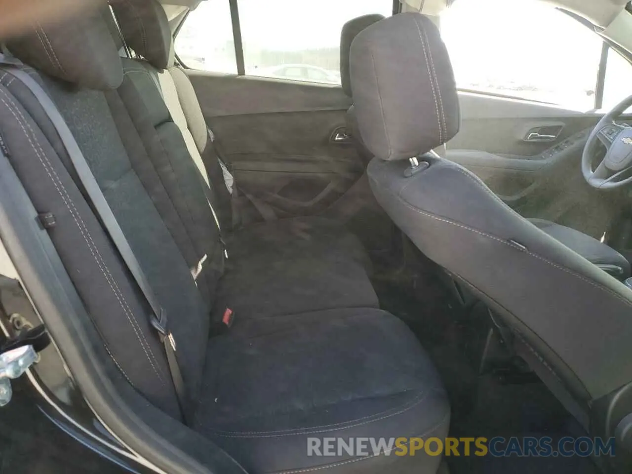 11 Photograph of a damaged car 3GNCJKSB4LL130785 CHEVROLET TRAX 2020
