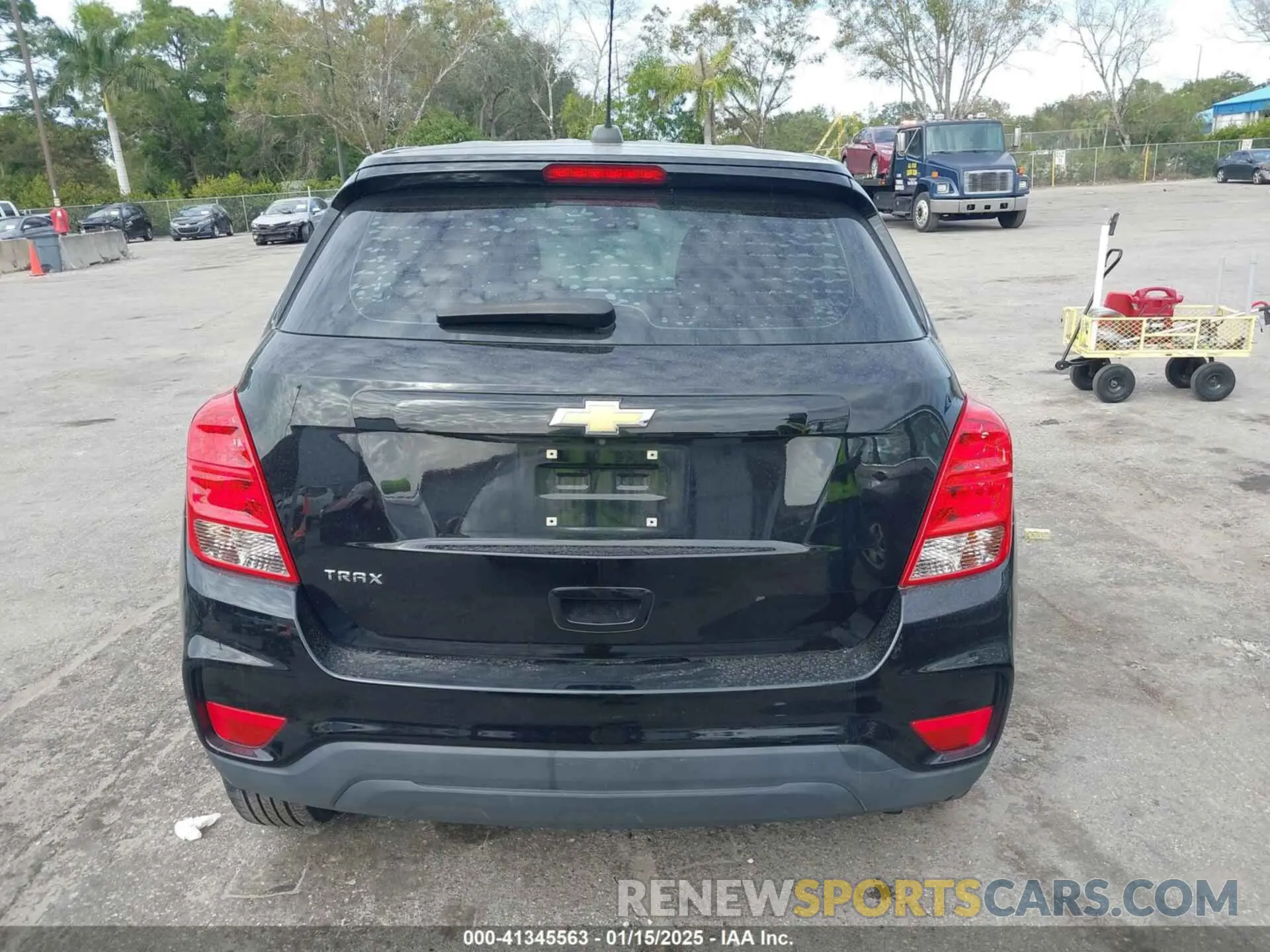 16 Photograph of a damaged car 3GNCJKSB4LL132925 CHEVROLET TRAX 2020