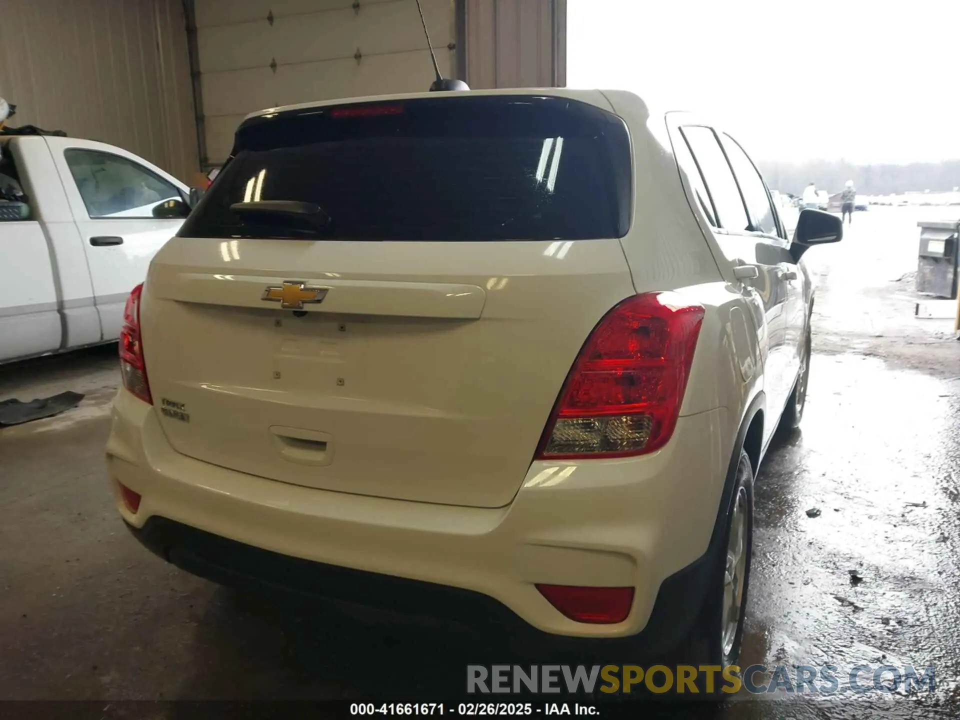 4 Photograph of a damaged car 3GNCJKSB4LL139907 CHEVROLET TRAX 2020