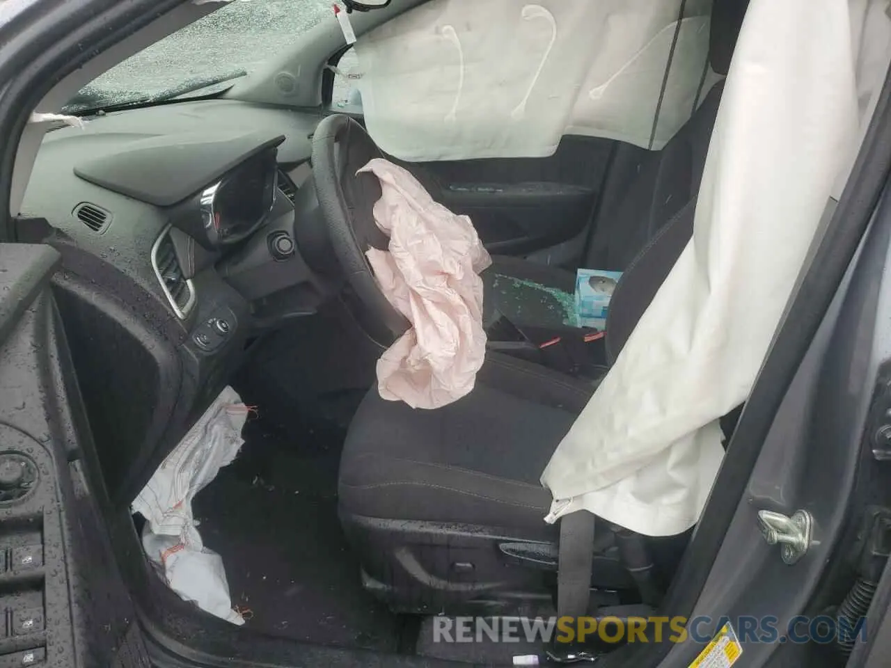 7 Photograph of a damaged car 3GNCJKSB4LL141141 CHEVROLET TRAX 2020