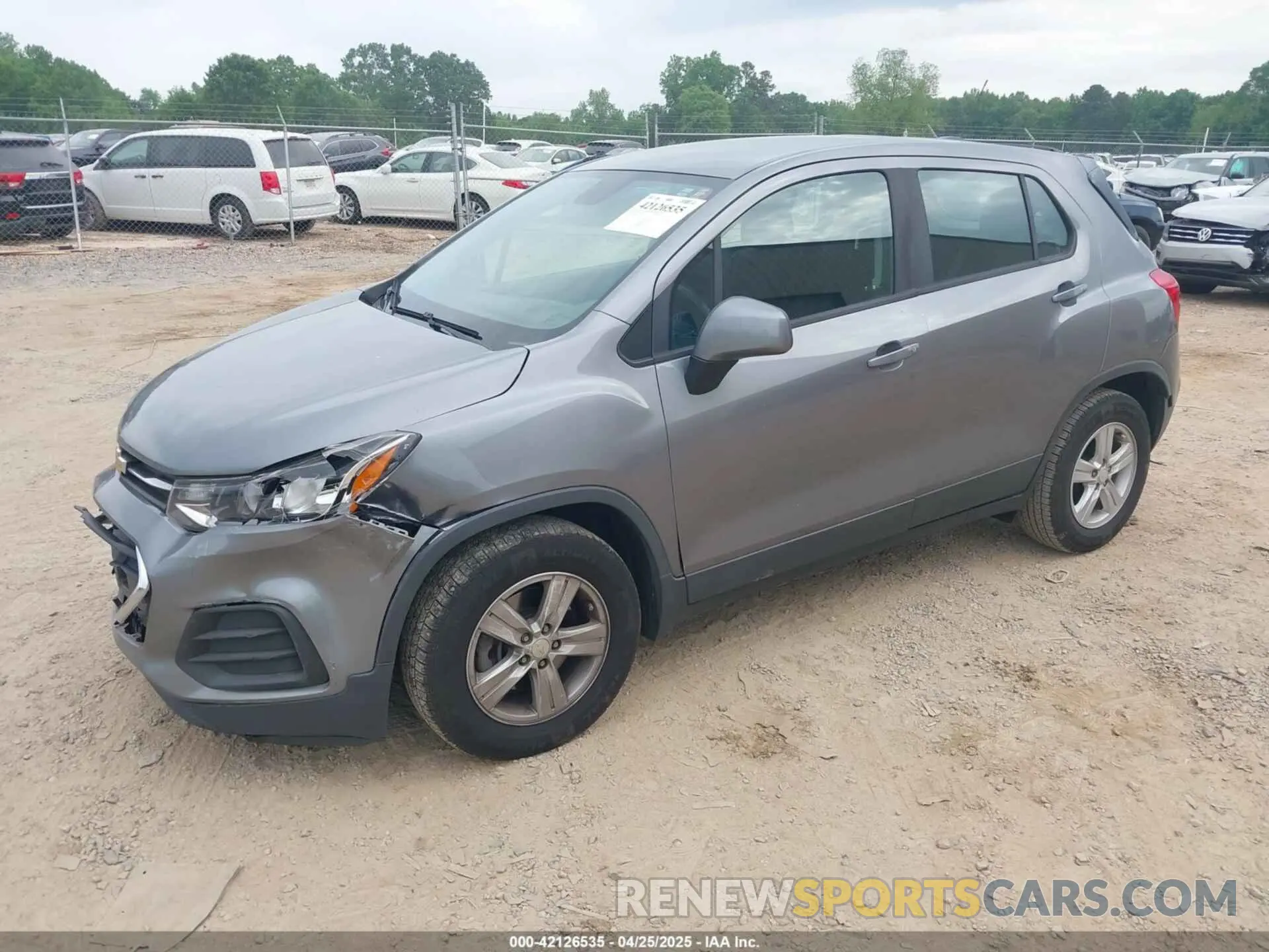 2 Photograph of a damaged car 3GNCJKSB4LL176651 CHEVROLET TRAX 2020