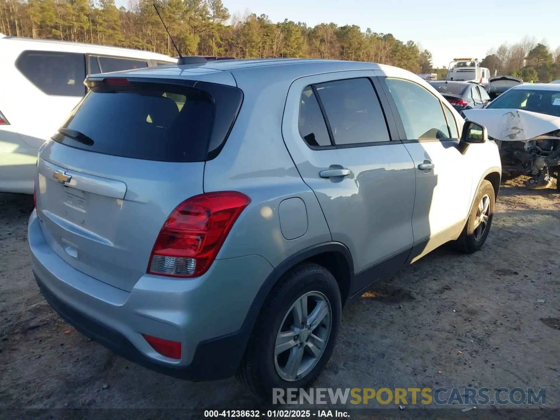 4 Photograph of a damaged car 3GNCJKSB4LL218560 CHEVROLET TRAX 2020