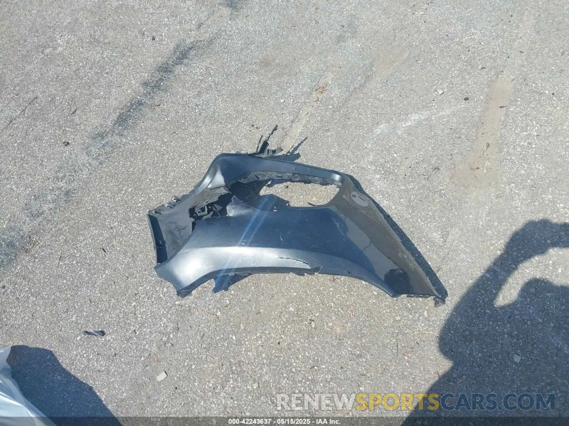 12 Photograph of a damaged car 3GNCJKSB4LL273803 CHEVROLET TRAX 2020
