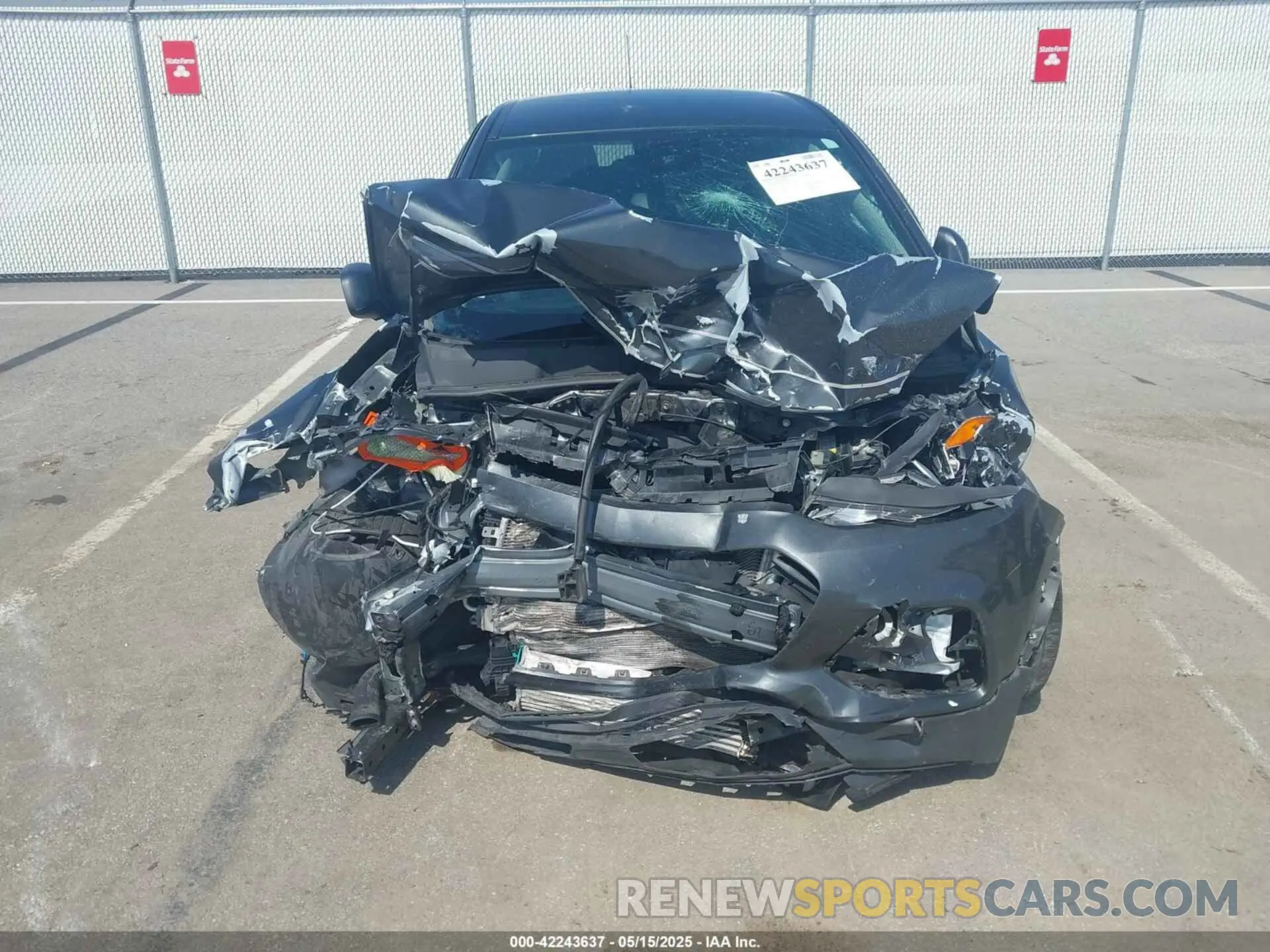 13 Photograph of a damaged car 3GNCJKSB4LL273803 CHEVROLET TRAX 2020