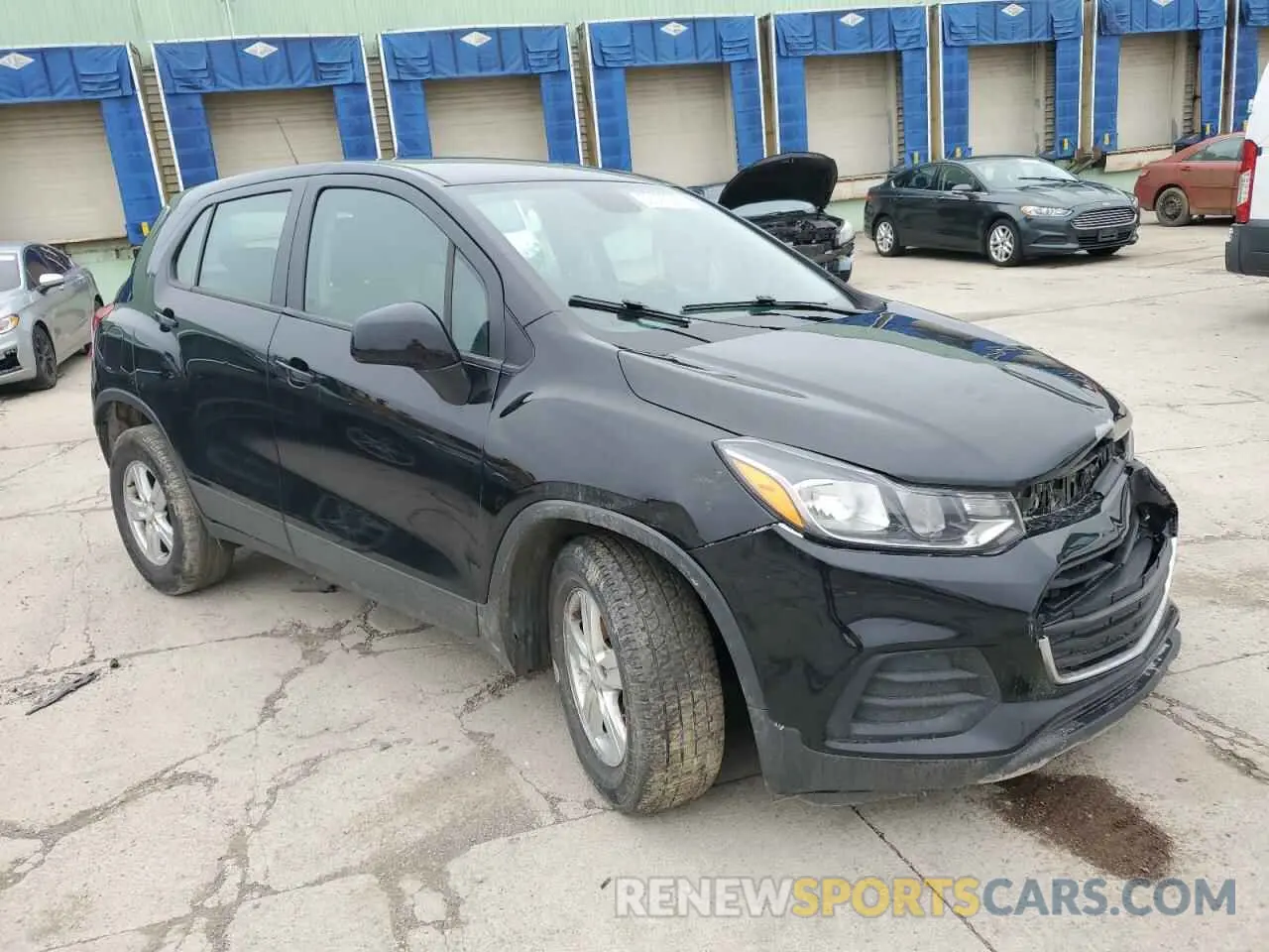 4 Photograph of a damaged car 3GNCJKSB4LL281433 CHEVROLET TRAX 2020