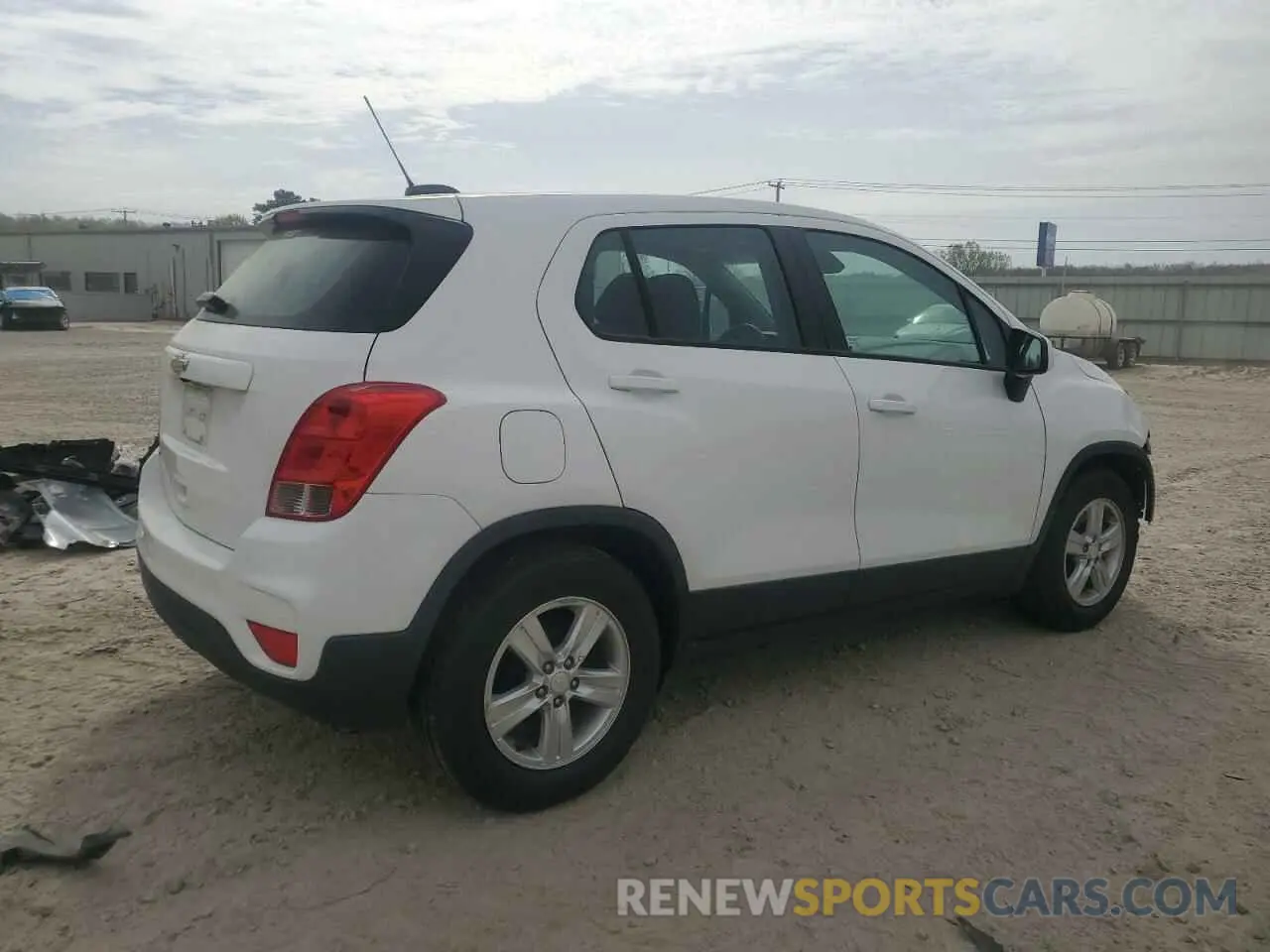 3 Photograph of a damaged car 3GNCJKSB5LL122534 CHEVROLET TRAX 2020