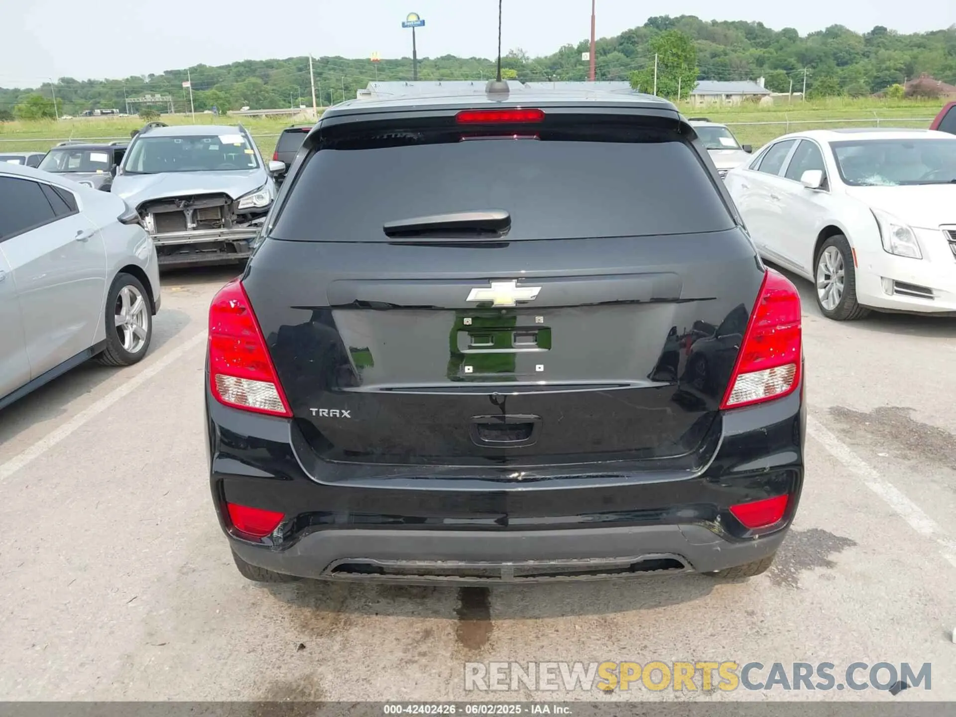 16 Photograph of a damaged car 3GNCJKSB5LL122632 CHEVROLET TRAX 2020