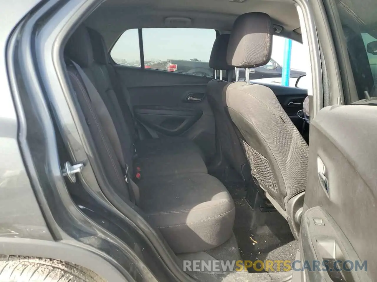 11 Photograph of a damaged car 3GNCJKSB5LL184273 CHEVROLET TRAX 2020