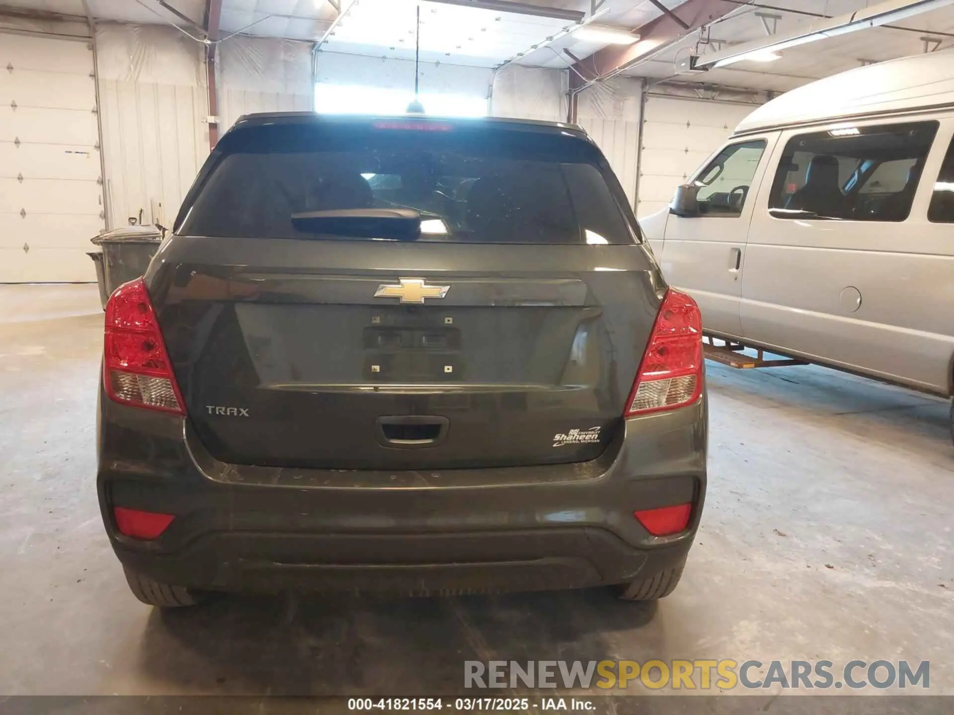 16 Photograph of a damaged car 3GNCJKSB5LL197234 CHEVROLET TRAX 2020