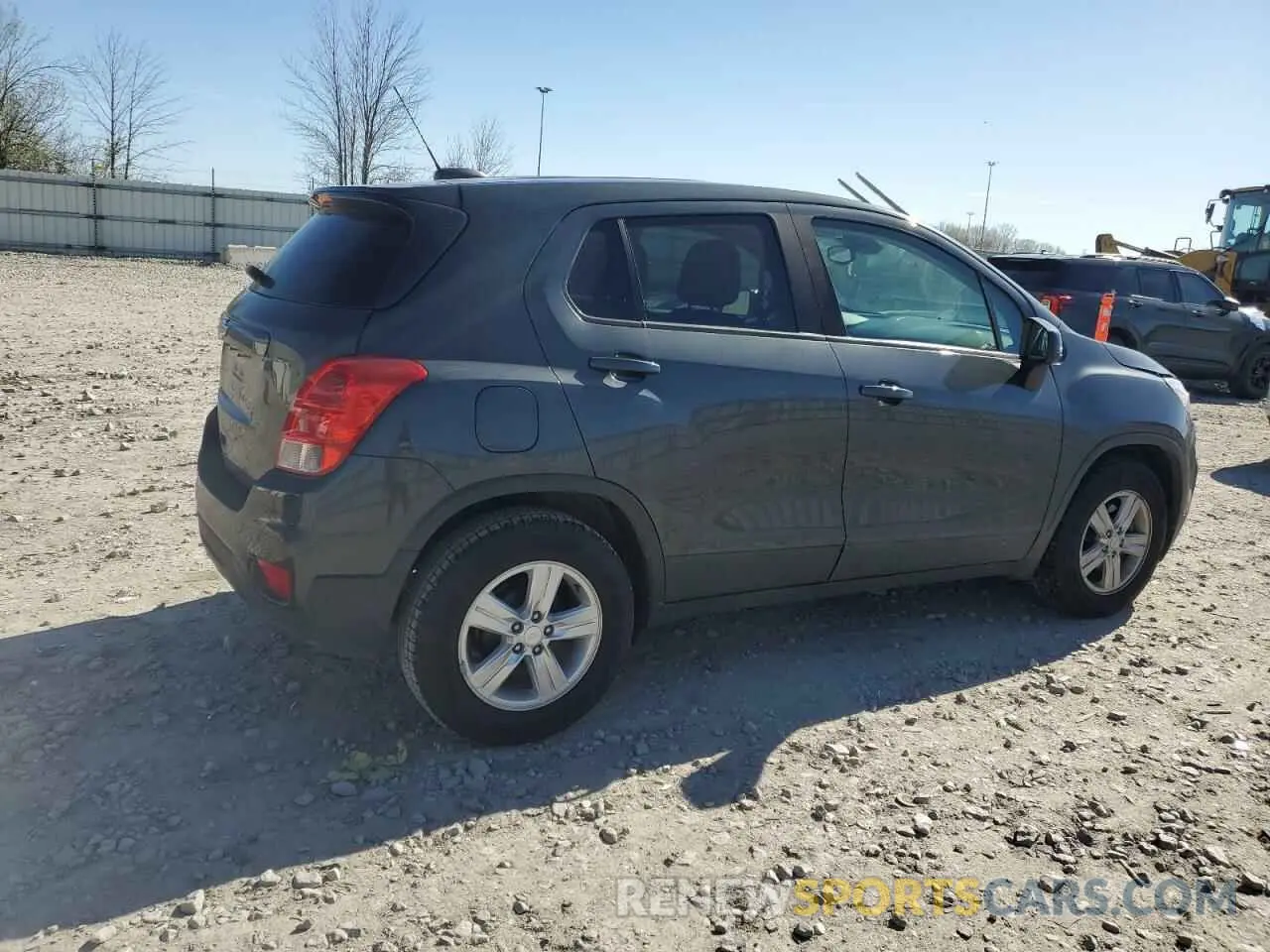 3 Photograph of a damaged car 3GNCJKSB6LL191832 CHEVROLET TRAX 2020