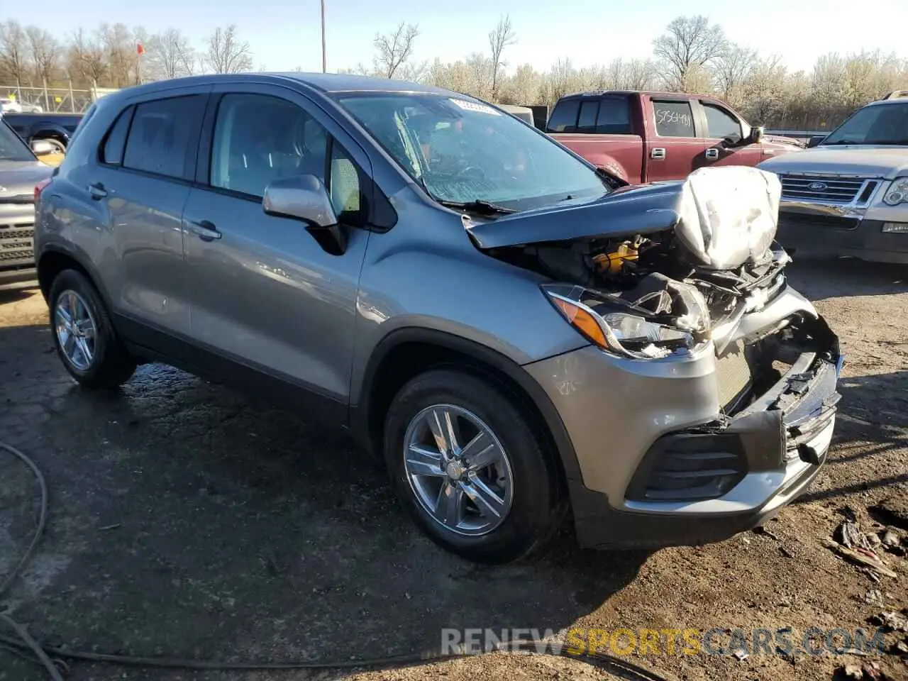 4 Photograph of a damaged car 3GNCJKSB6LL247381 CHEVROLET TRAX 2020