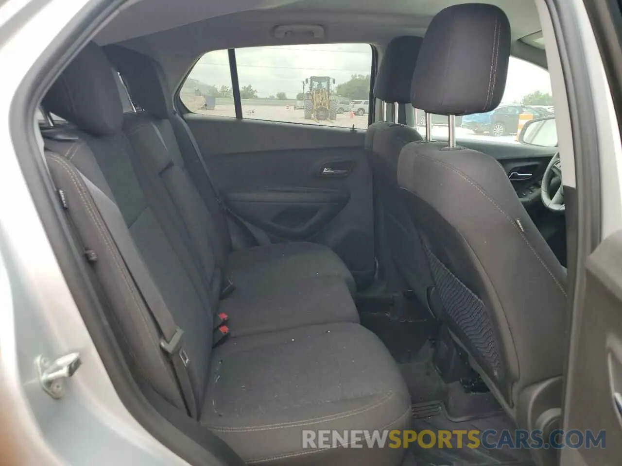 11 Photograph of a damaged car 3GNCJKSB6LL296323 CHEVROLET TRAX 2020