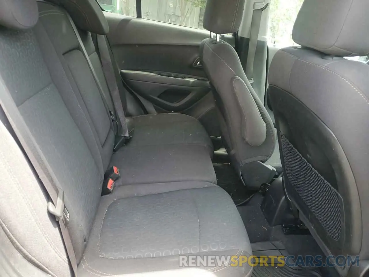 10 Photograph of a damaged car 3GNCJKSB7LL117917 CHEVROLET TRAX 2020