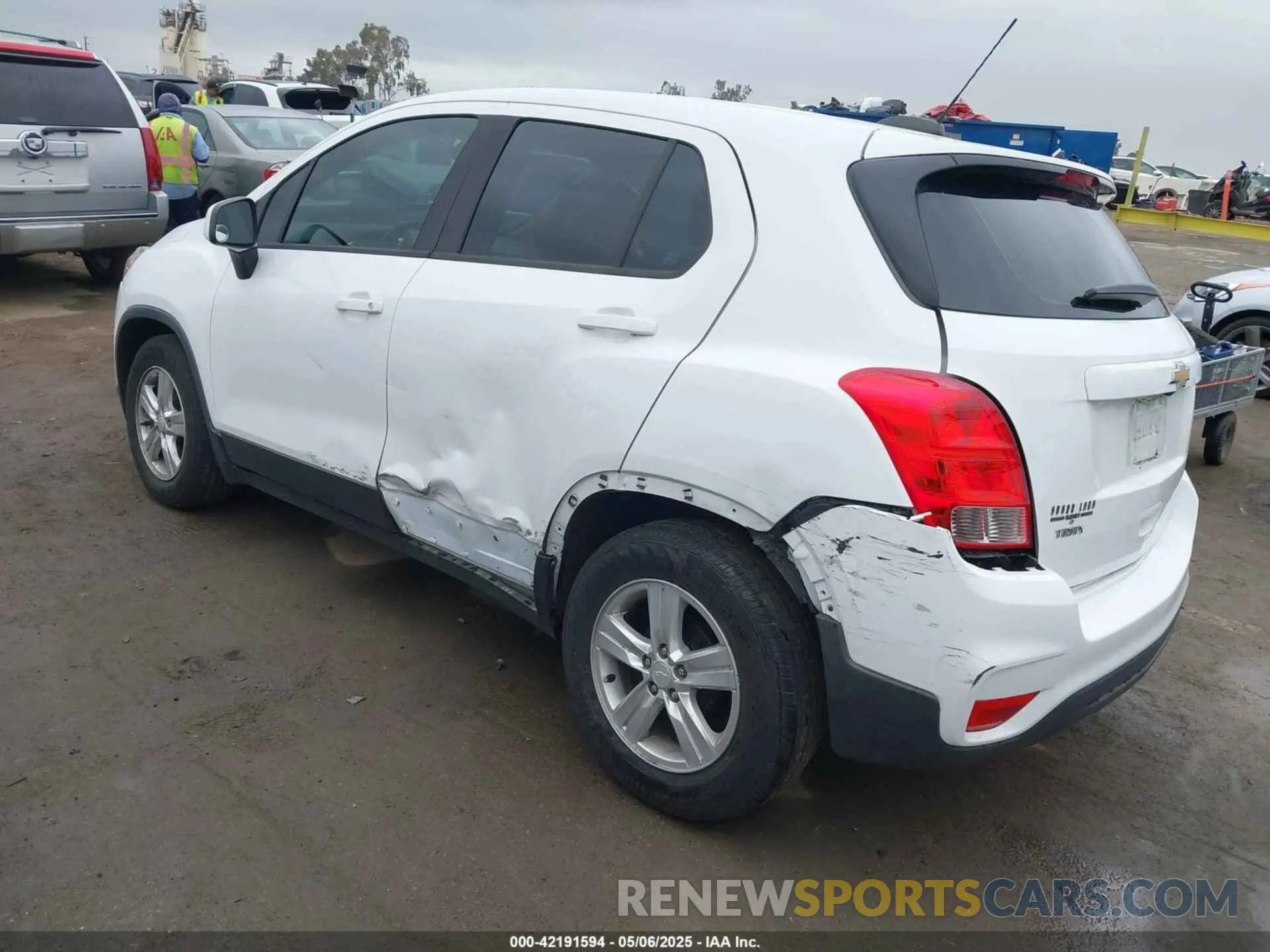 3 Photograph of a damaged car 3GNCJKSB7LL171573 CHEVROLET TRAX 2020
