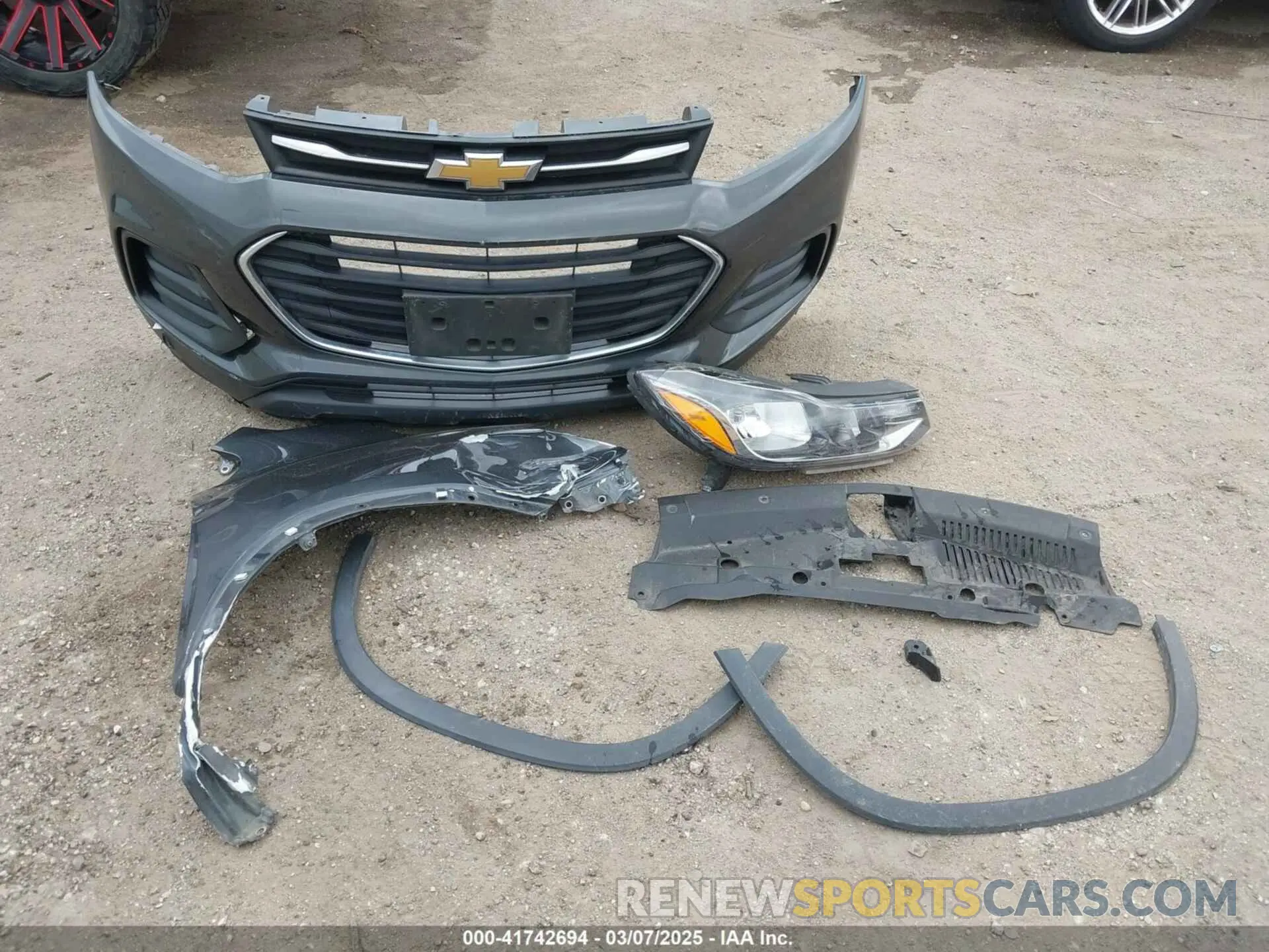12 Photograph of a damaged car 3GNCJKSB7LL171718 CHEVROLET TRAX 2020