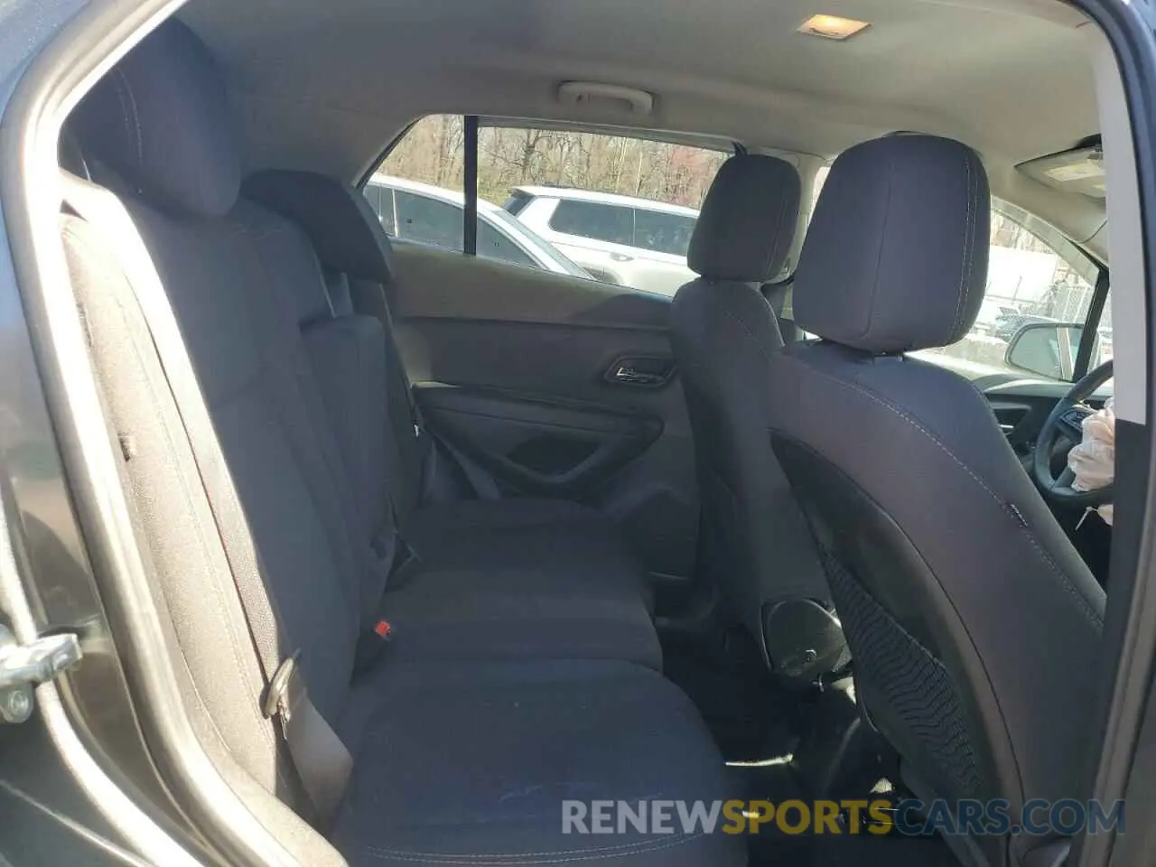 11 Photograph of a damaged car 3GNCJKSB8LL109616 CHEVROLET TRAX 2020