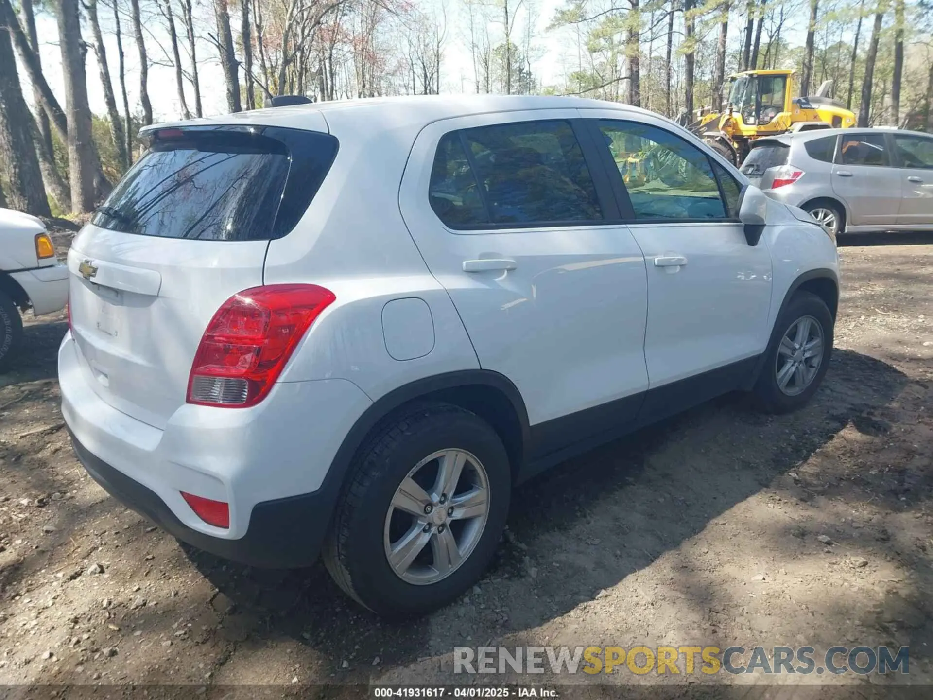 4 Photograph of a damaged car 3GNCJKSB8LL116307 CHEVROLET TRAX 2020