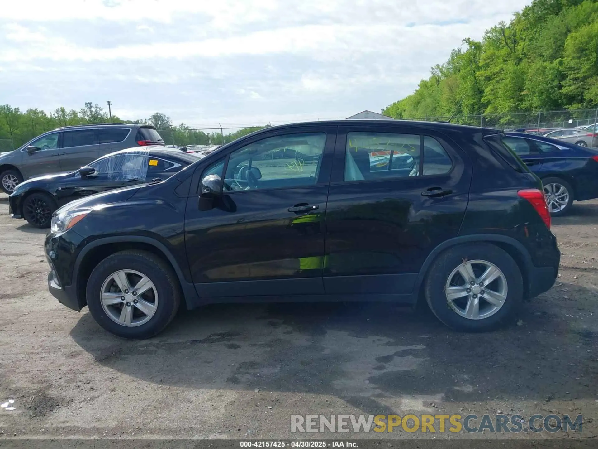 14 Photograph of a damaged car 3GNCJKSB8LL226077 CHEVROLET TRAX 2020