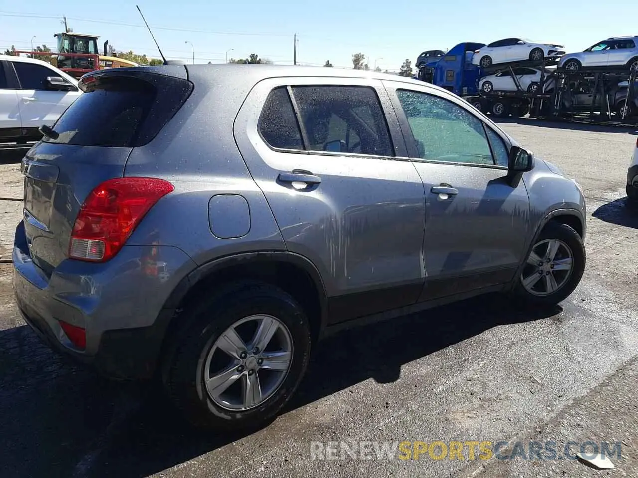 3 Photograph of a damaged car 3GNCJKSB8LL277322 CHEVROLET TRAX 2020