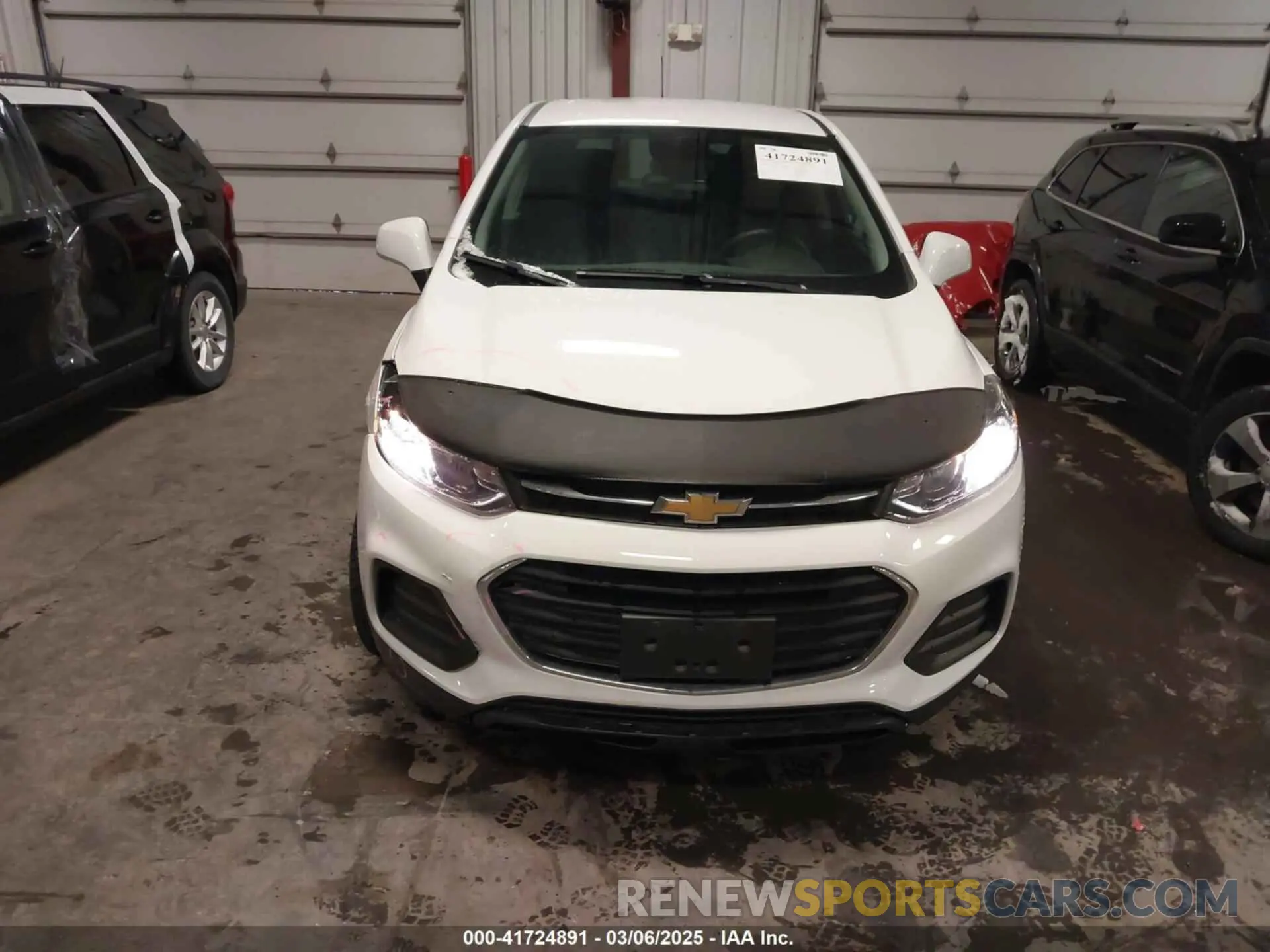 13 Photograph of a damaged car 3GNCJKSB8LL294444 CHEVROLET TRAX 2020