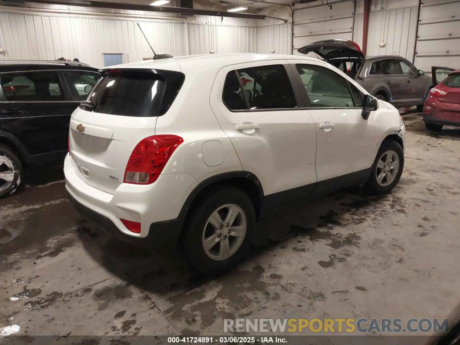4 Photograph of a damaged car 3GNCJKSB8LL294444 CHEVROLET TRAX 2020