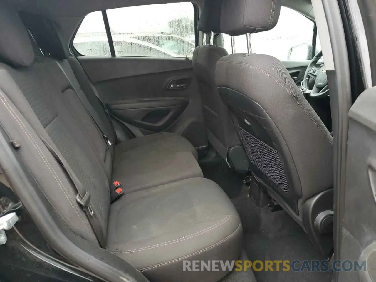 11 Photograph of a damaged car 3GNCJKSB8LL296338 CHEVROLET TRAX 2020