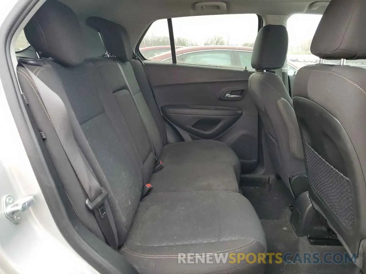 11 Photograph of a damaged car 3GNCJKSB9LL110886 CHEVROLET TRAX 2020