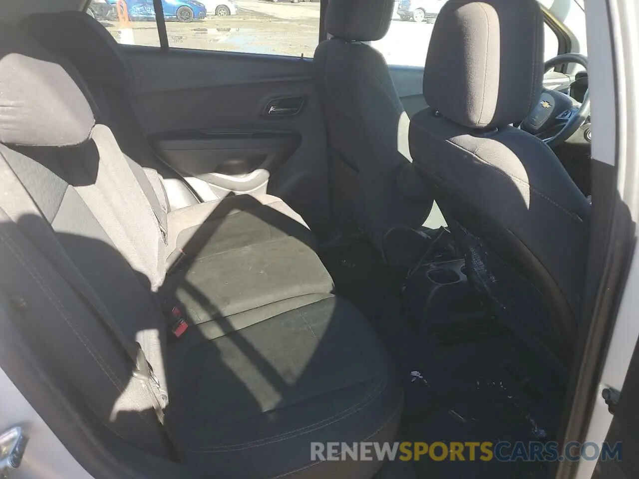 11 Photograph of a damaged car 3GNCJKSB9LL127686 CHEVROLET TRAX 2020
