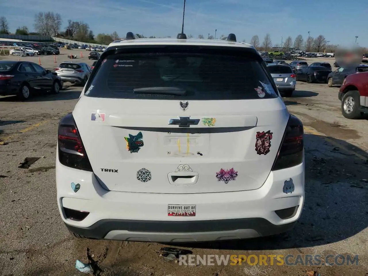 6 Photograph of a damaged car 3GNCJKSB9LL136792 CHEVROLET TRAX 2020