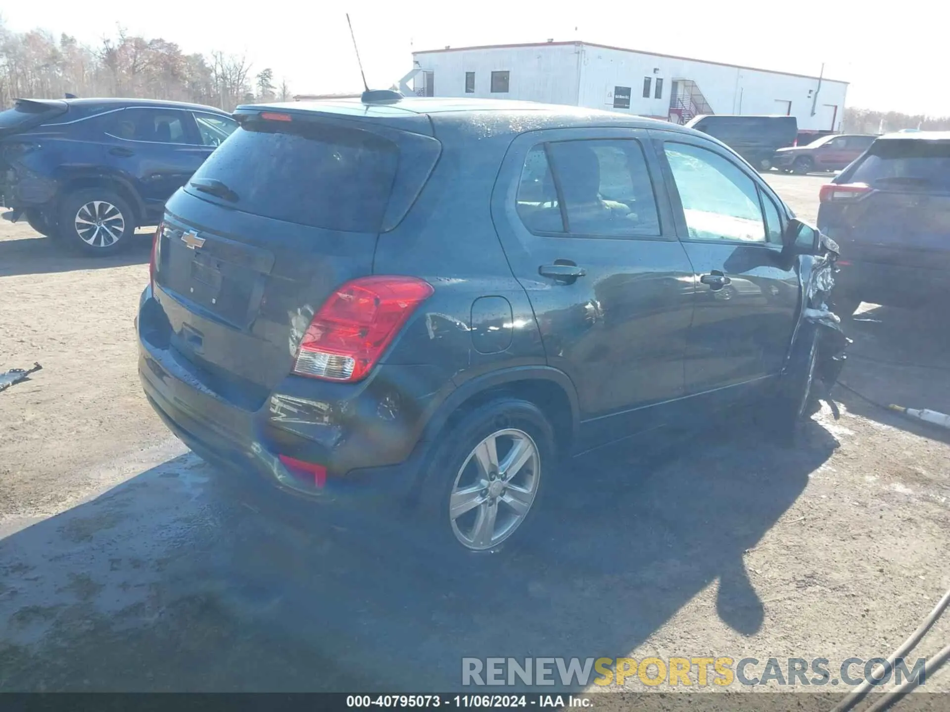 4 Photograph of a damaged car 3GNCJKSB9LL151440 CHEVROLET TRAX 2020