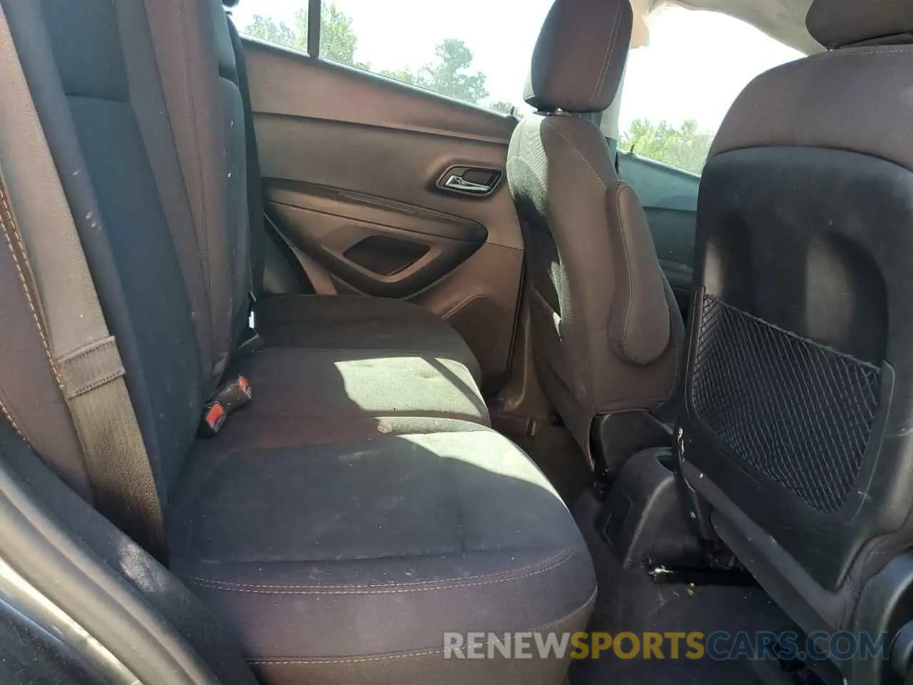 11 Photograph of a damaged car 3GNCJKSB9LL186723 CHEVROLET TRAX 2020