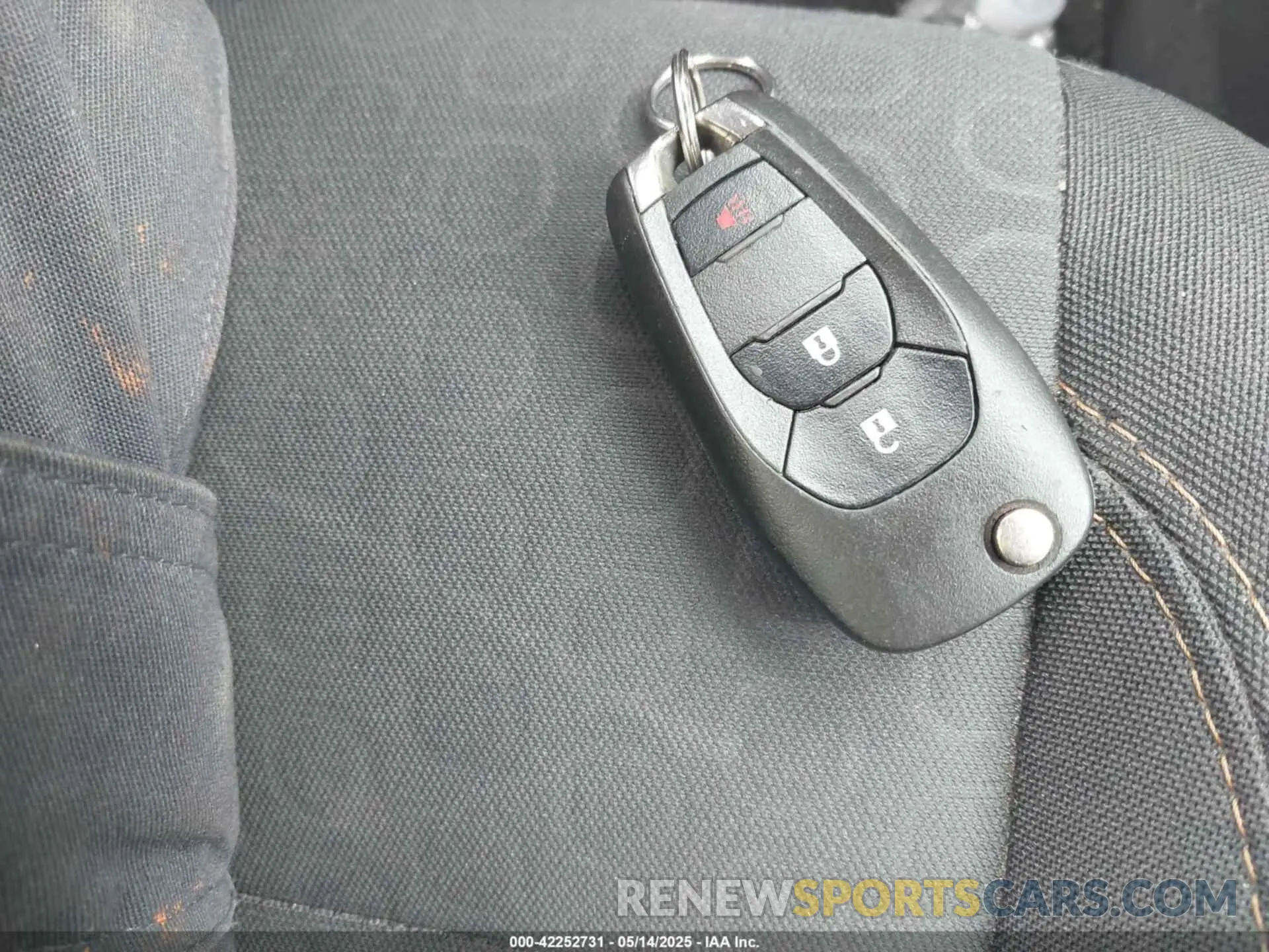11 Photograph of a damaged car 3GNCJKSBXLL128281 CHEVROLET TRAX 2020